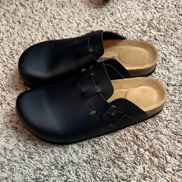 Cushionaire Shoes - Cushionaire Clogs